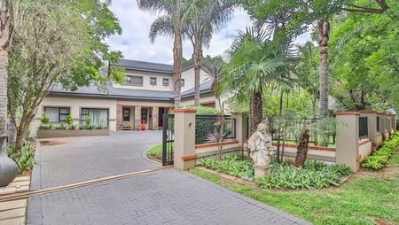 3 Bedroom House in Midstream Estate