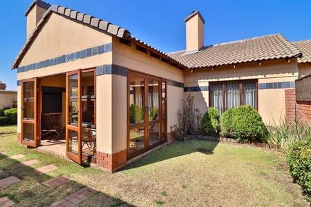 3 Bedroom Townhouse in Rietvlei Ridge Country Estate