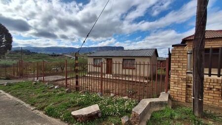 2 Bedroom House in Phuthaditjhaba