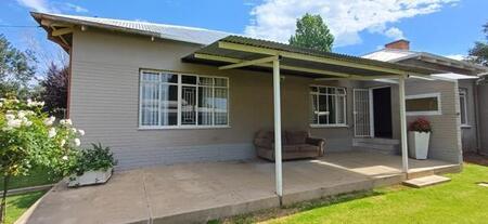 3 Bedroom House in Eureka
