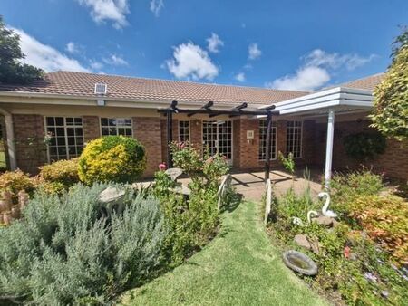 3 Bedroom Townhouse in Panorama