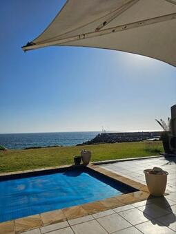 4 Bedroom Apartment in Santareme