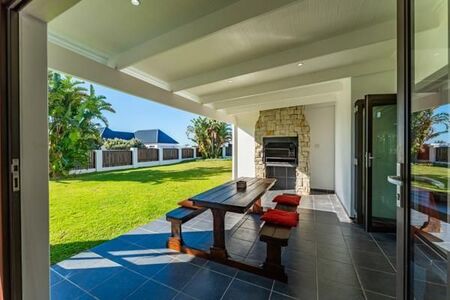 4 Bedroom House in St Francis Links