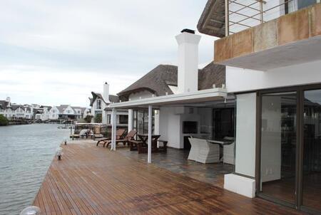 5 Bedroom House in St Francis Bay Canals