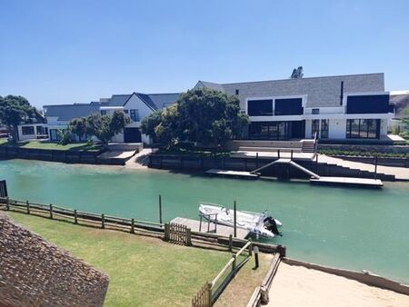 5 Bedroom House in St Francis Bay Canals