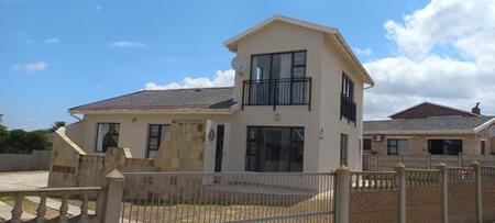 3 Bedroom House in Wavecrest