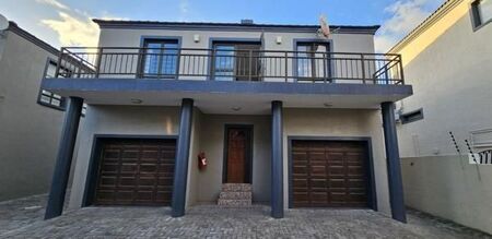 3 Bedroom Apartment in Jeffreys Bay