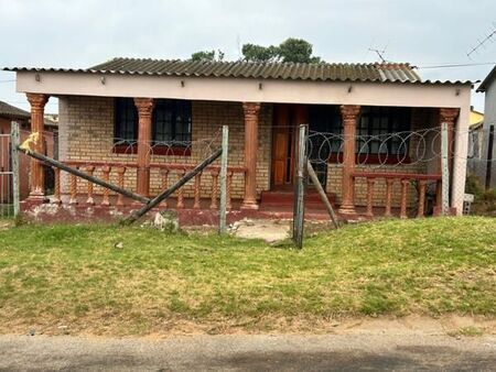 2 Bedroom House in Kwanobuhle