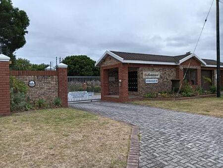 3 Bedroom Townhouse in Lorraine