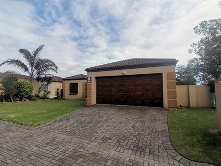 3 Bedroom Townhouse in Lorraine