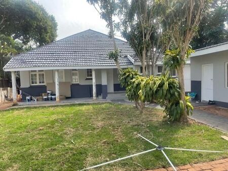 1 Bedroom House in Manor Gardens