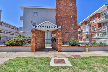 2 Bedroom Apartment in Parsons Hill