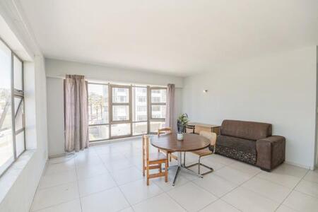 1 Bedroom Apartment in Humewood