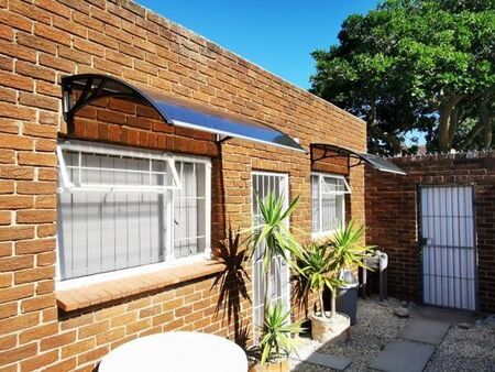 1 Bedroom Apartment in Summerstrand