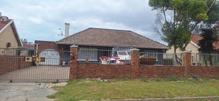 3 Bedroom House in Swartkops