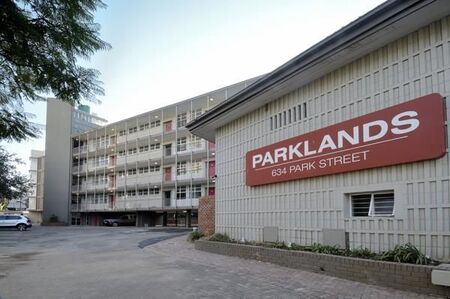 3 Bedroom Apartment in Arcadia