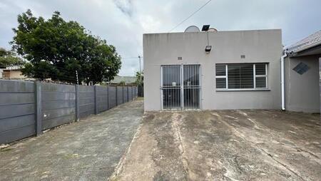 2 Bedroom Flat in Gonubie