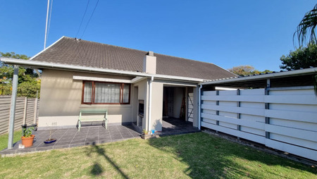 2 Bedroom House in Nahoon