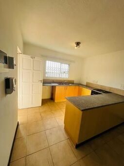 2 Bedroom Apartment in Beacon Bay