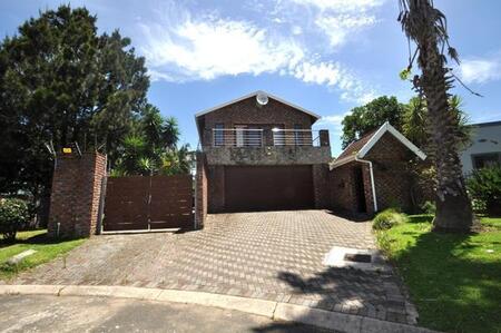 4 Bedroom House in Beacon Bay