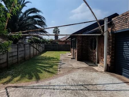 3 Bedroom House in Waldrift