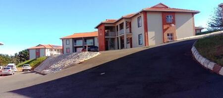 2 Bedroom Apartment in Amanzimtoti