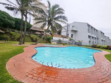 2 Bedroom Apartment in Amanzimtoti