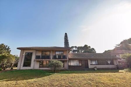 4 Bedroom House in Athlone Park