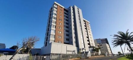 2 Bedroom Apartment in Amanzimtoti