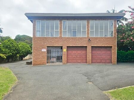 4 Bedroom House in Winklespruit