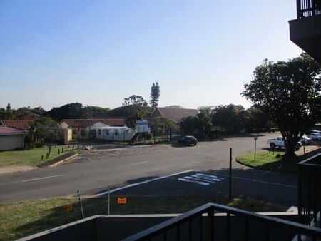 1 Bedroom Apartment in Athlone Park