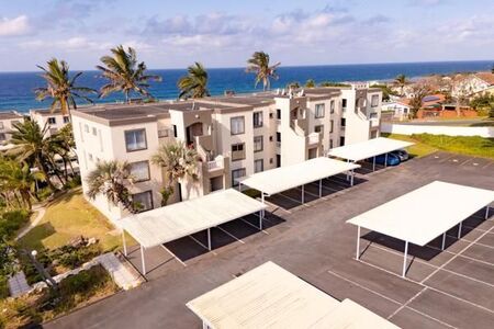 2 Bedroom Apartment in Uvongo