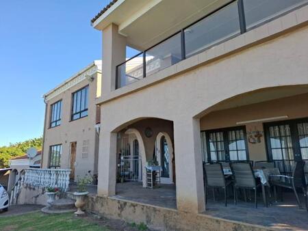 4 Bedroom House in Woodgrange