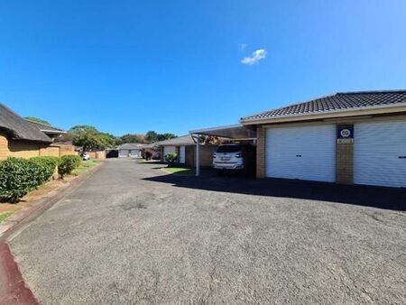 3 Bedroom Townhouse in Arboretum