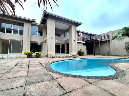 4 Bedroom House in Meer En See