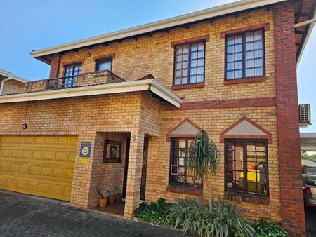 3 Bedroom Duplex in Meer En See