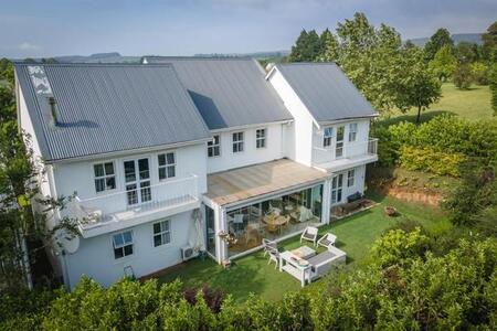 4 Bedroom House in Nottingham Road