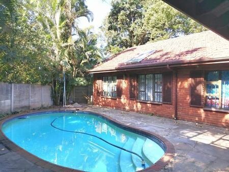4 Bedroom House in Dawncliffe