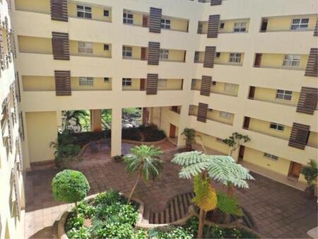 Bachelor apartment in Umhlanga Ridge