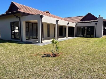 4 Bedroom House in Izinga Estate