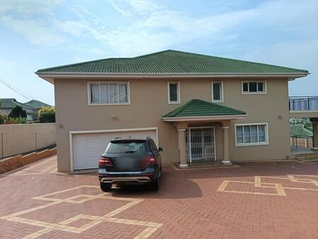 5 Bedroom House in Somerset Park