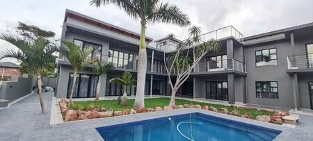 2 Bedroom Apartment in Umhlanga Rocks
