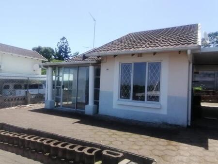 2 Bedroom Simplex in Malvern