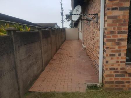 3 Bedroom Simplex in Malvern