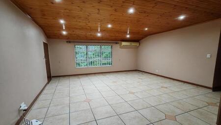 3 Bedroom House in Escombe