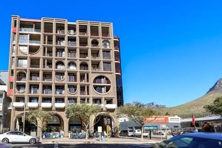 1 Bedroom Apartment in Sea Point