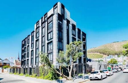 2 Bedroom Apartment in Sea Point