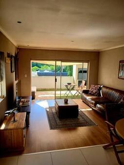 2 Bedroom Apartment in Green Point