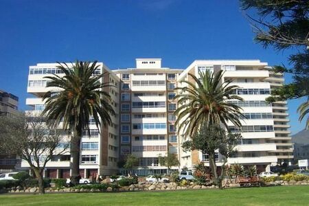 2 Bedroom Apartment in Sea Point