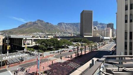 1 Bedroom Apartment in Foreshore